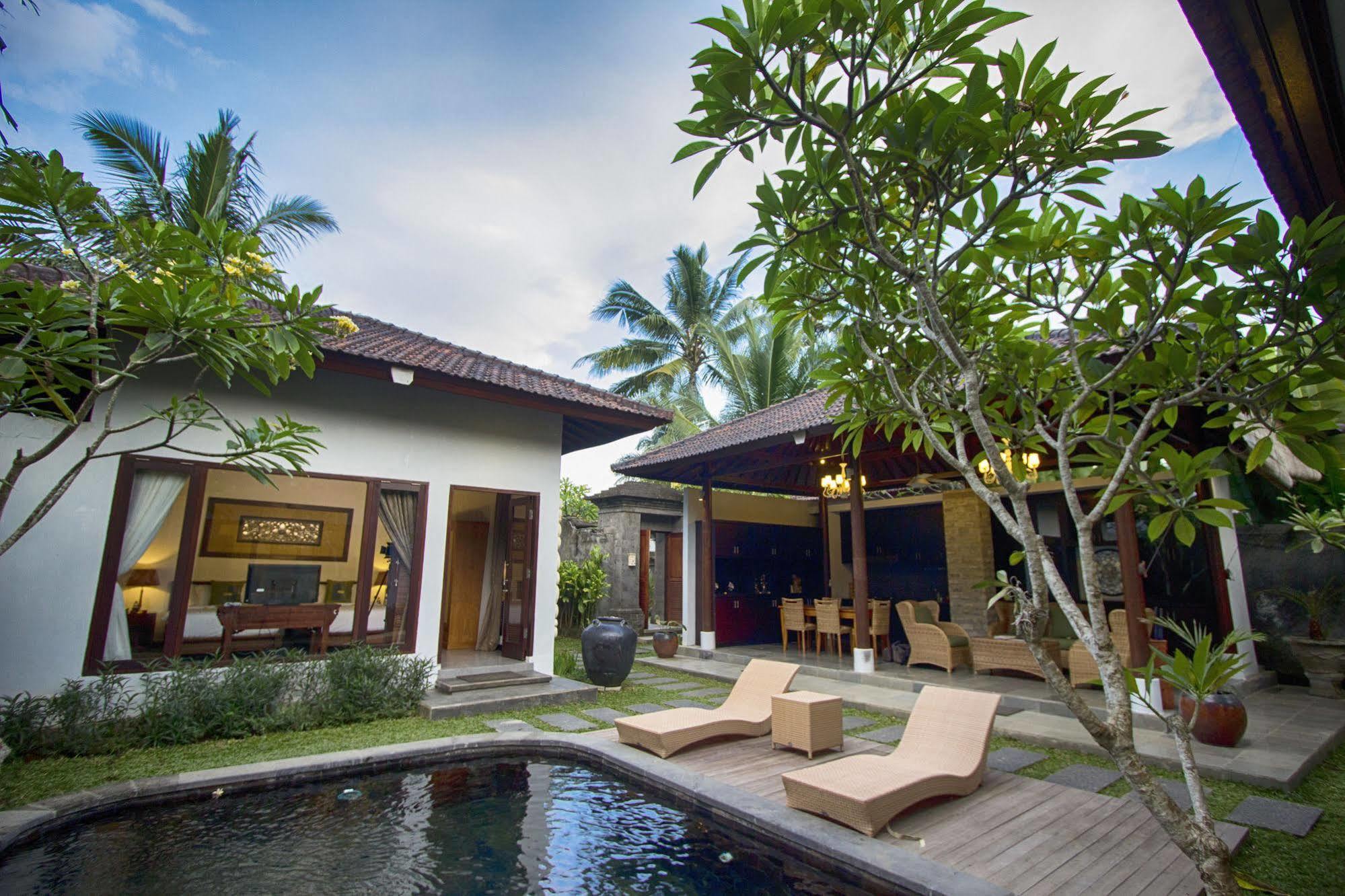 Ubud Raya Villa Ngoại thất bức ảnh